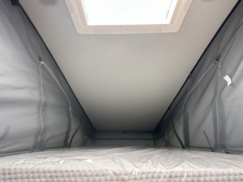 Sunlight Cliff 600RT, hefdak