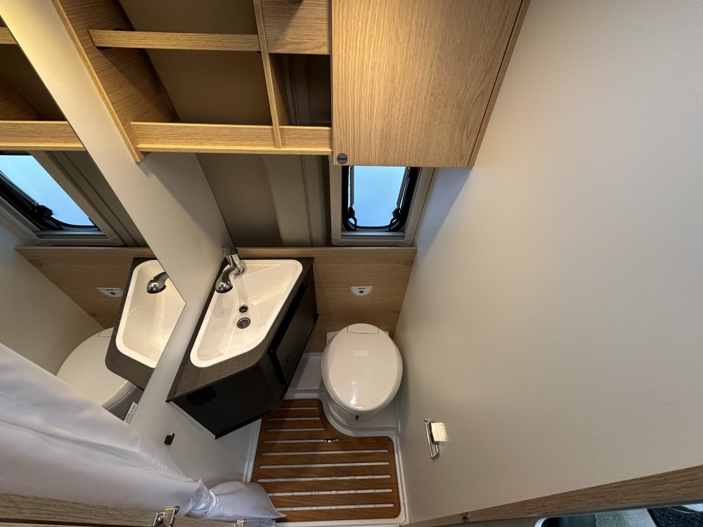 Sunlight Cliff 602 AE